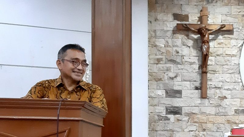 Awam yang Menghidupi Spiritualitas Keluarga Kudus