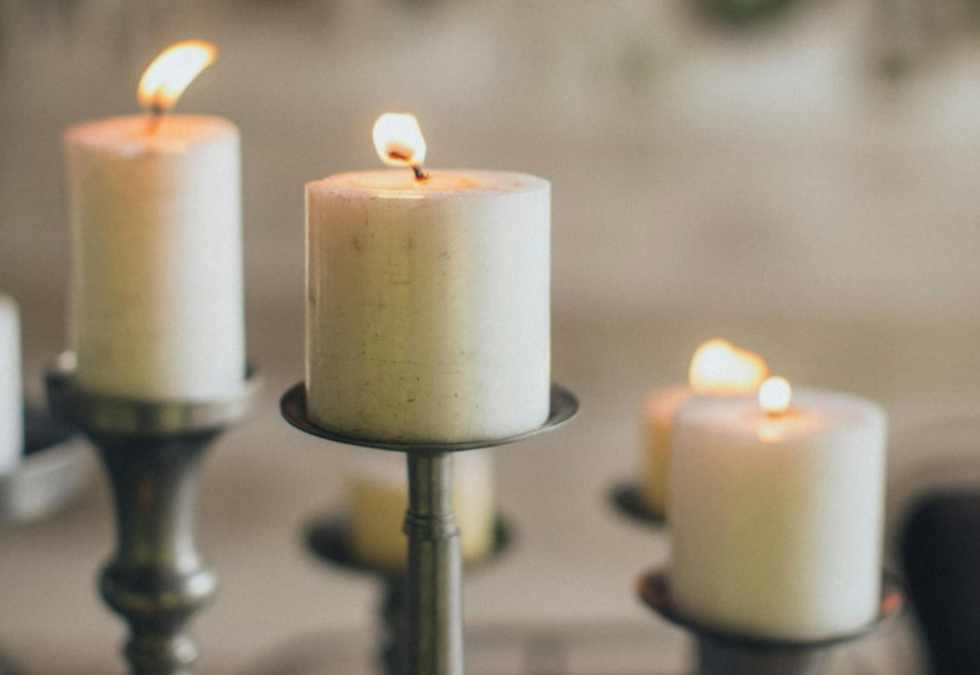 Cahaya Pelita untuk Menerangi bukan “diumpetin”