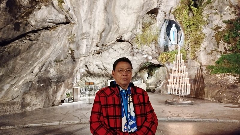 Sentuhlah Tuhan, Maka Engkau Akan Sembuh dan Bebas dari Roh Jahat