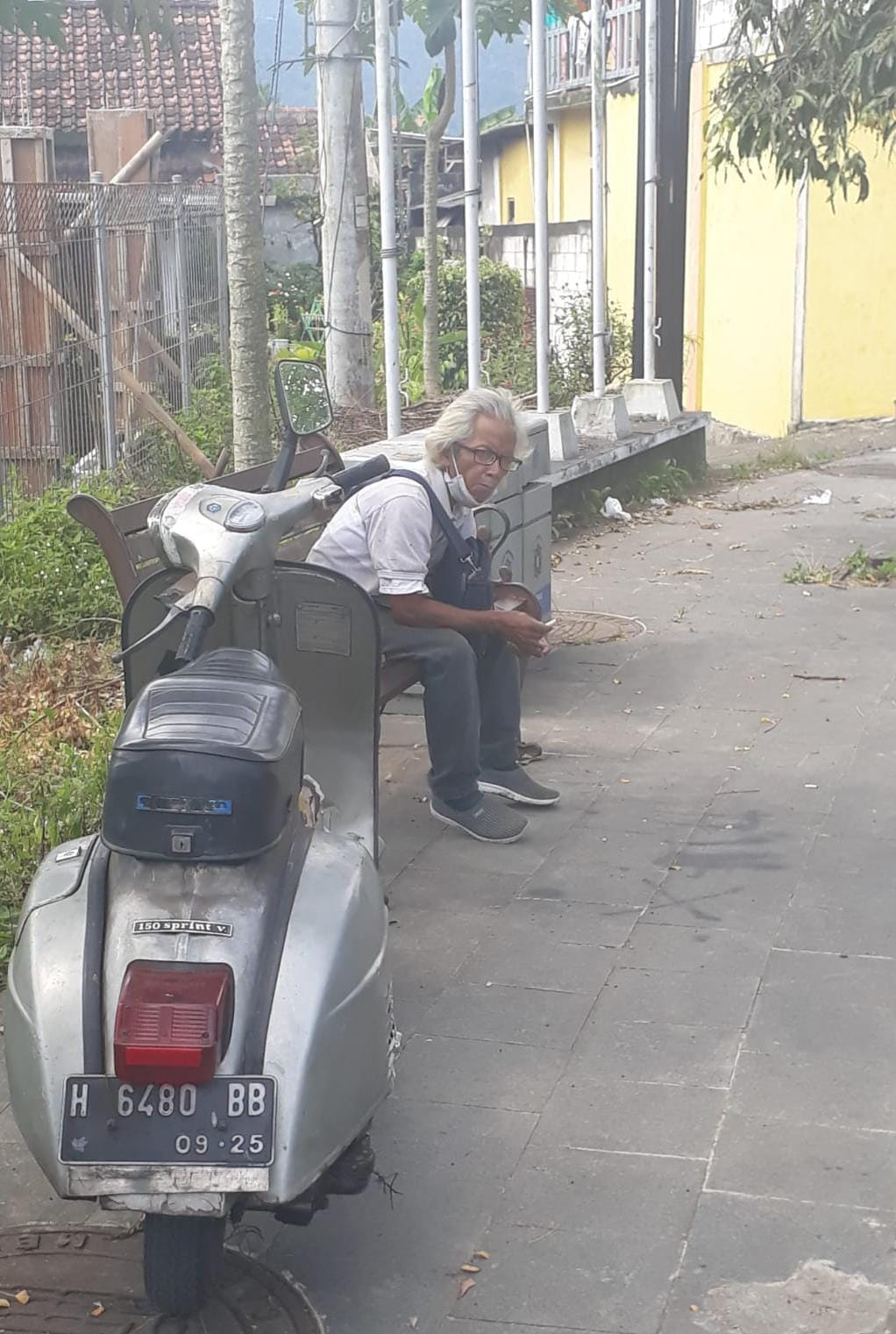 Si Gondrong Kini Berpulang: Selamat Jalan, Bruder Pur